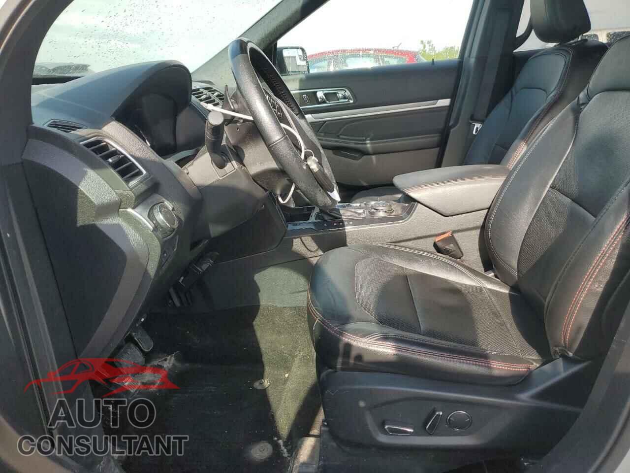 FORD EXPLORER 2018 - 1FM5K8GT1JGB54297