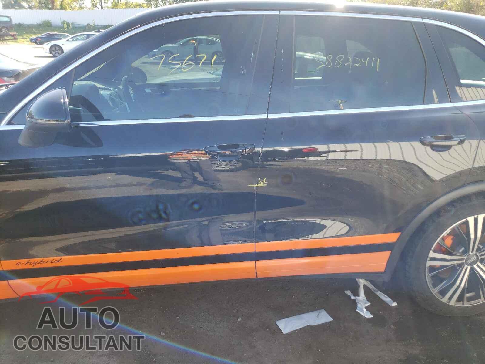 PORSCHE CAYENNE 2016 - WP1AE2A2XGLA18322