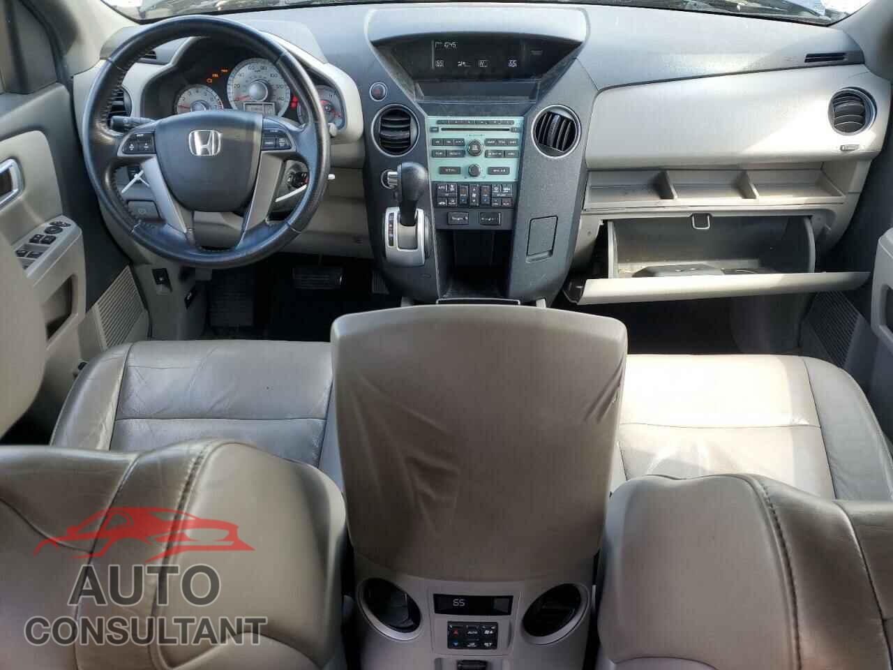 HONDA PILOT 2011 - 5FNYF4H53BB107329