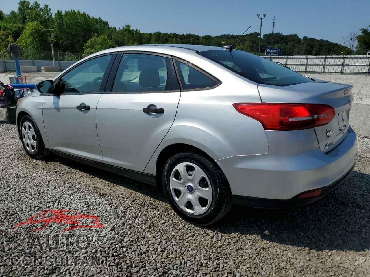FORD FOCUS 2018 - 1FADP3E27JL292437
