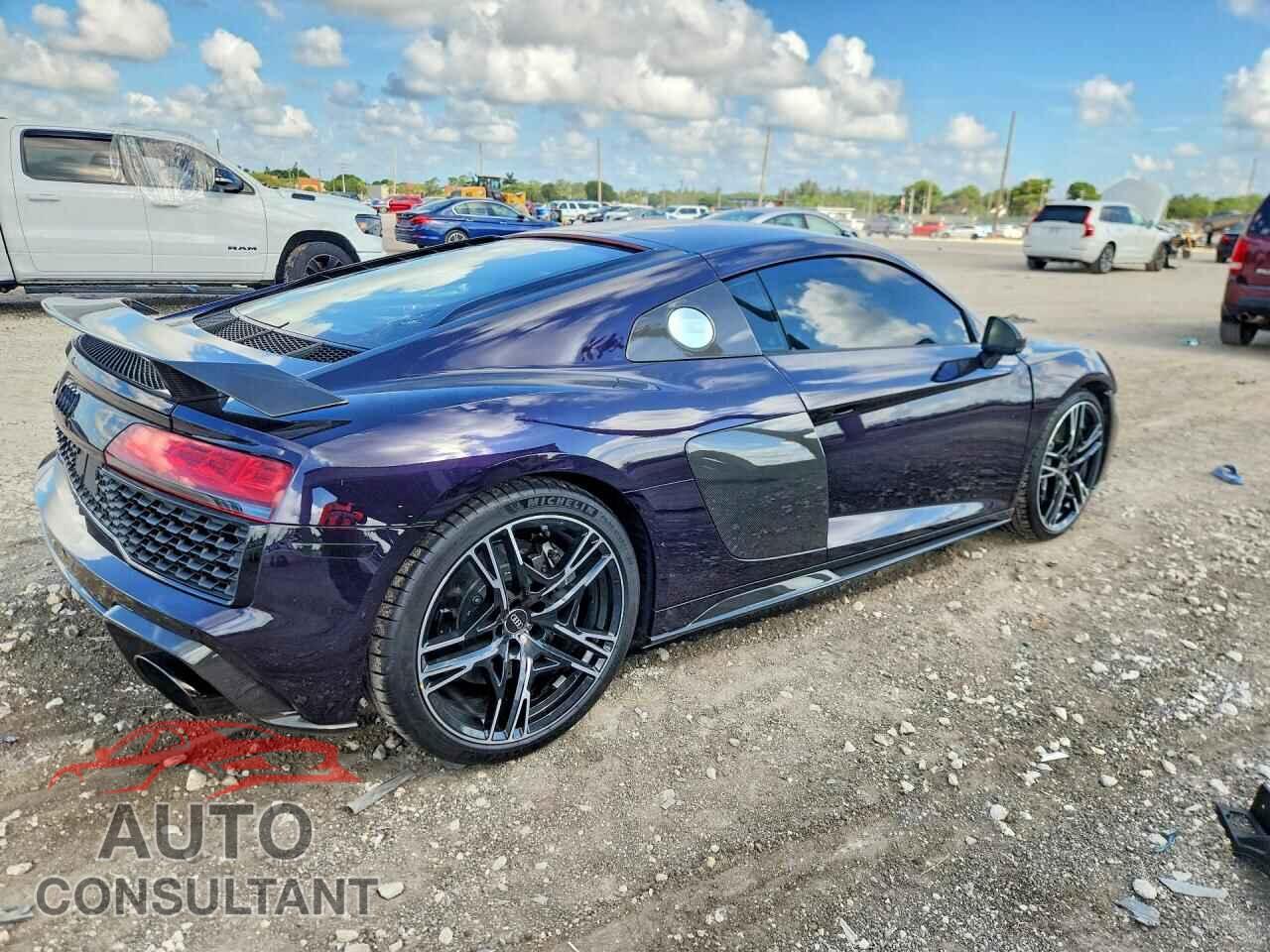 AUDI R8 2022 - WUAKBAFX2N7900302