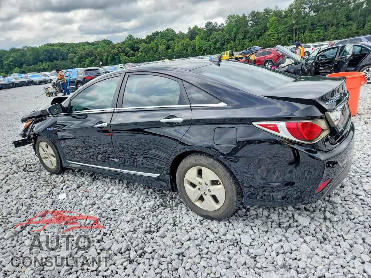 HYUNDAI SONATA 2011 - KMHEC4A41BA008364