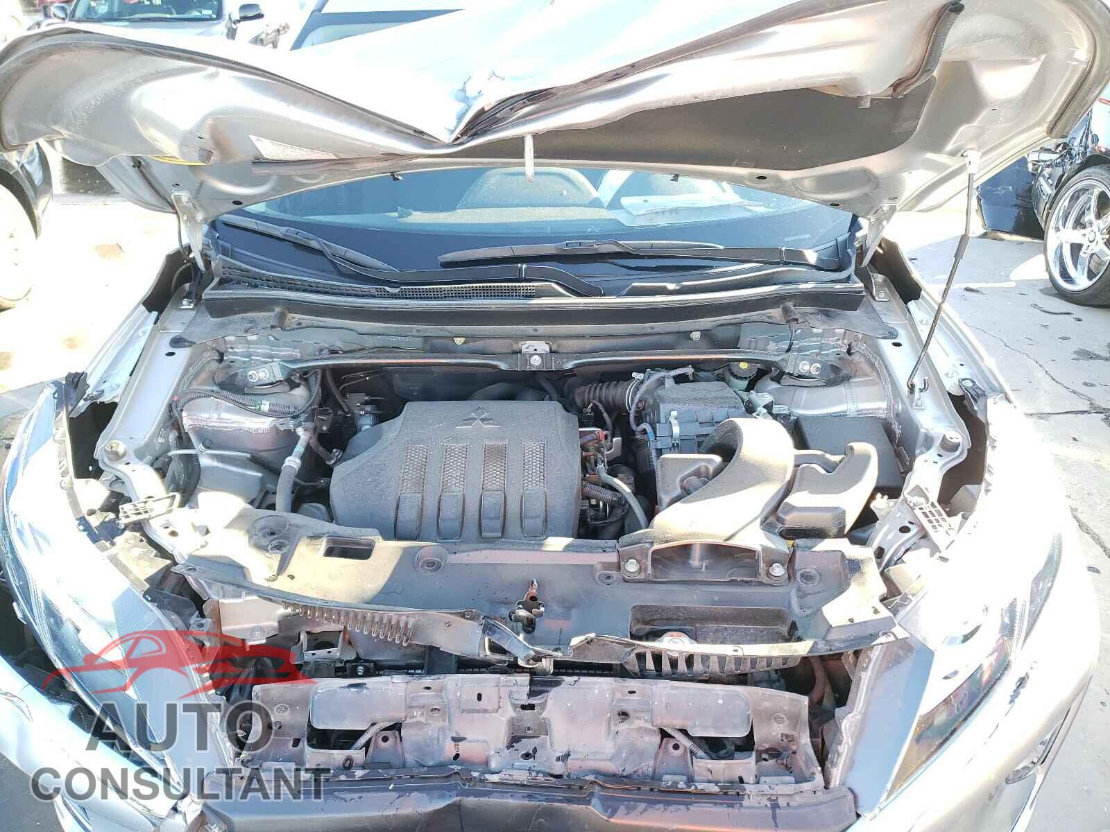 MITSUBISHI ECLIPSE 2018 - JA4AT3AAXJZ050464