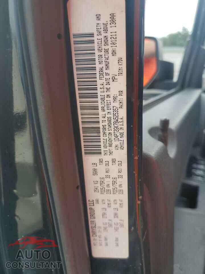 DODGE NITRO 2011 - 1D4PT2GK7BW525357