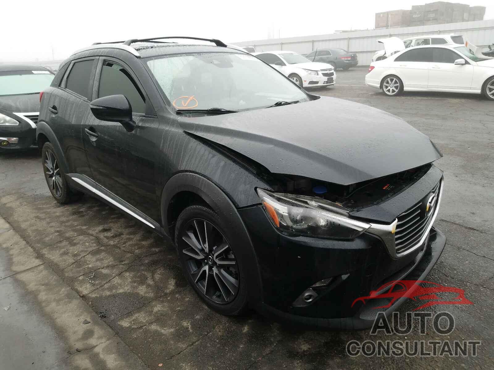 MAZDA CX-3 2018 - JM1DKFD76J0310192