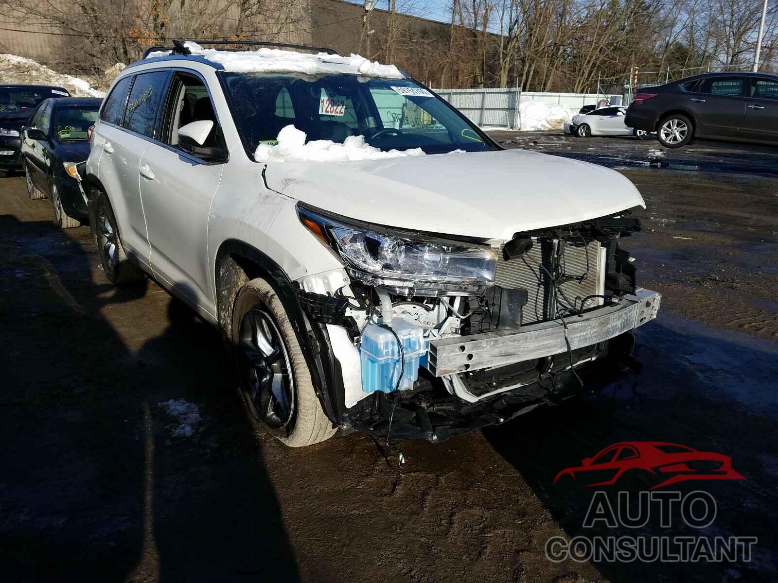 TOYOTA HIGHLANDER 2019 - 5TDDZRFH6KS712408
