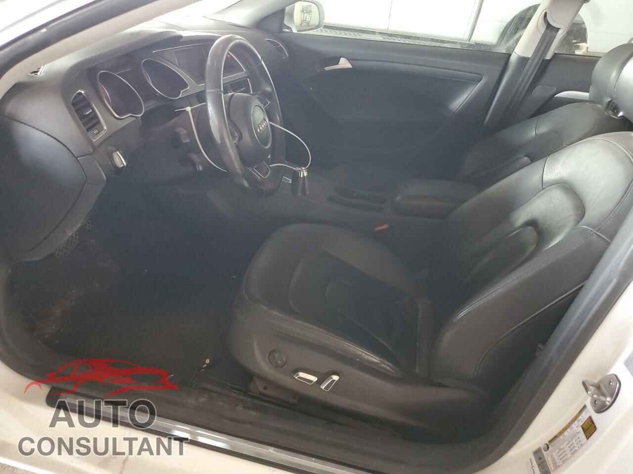 AUDI A5 2013 - WAUCFAFR2DA022280