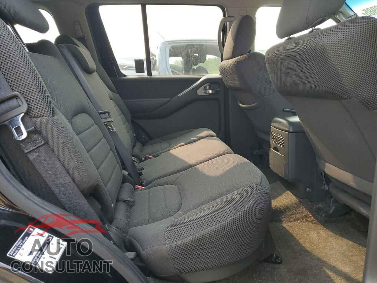 NISSAN PATHFINDER 2011 - 5N1AR1NB8BC632476