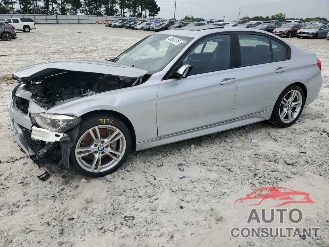 BMW 3 SERIES 2018 - WBA8B3G54JNV00972