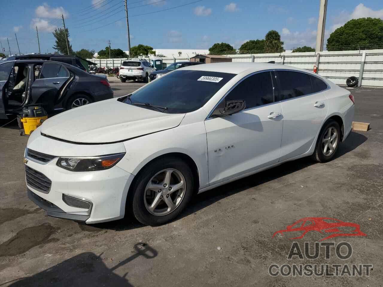 CHEVROLET MALIBU 2017 - 1G1ZB5ST5HF138026