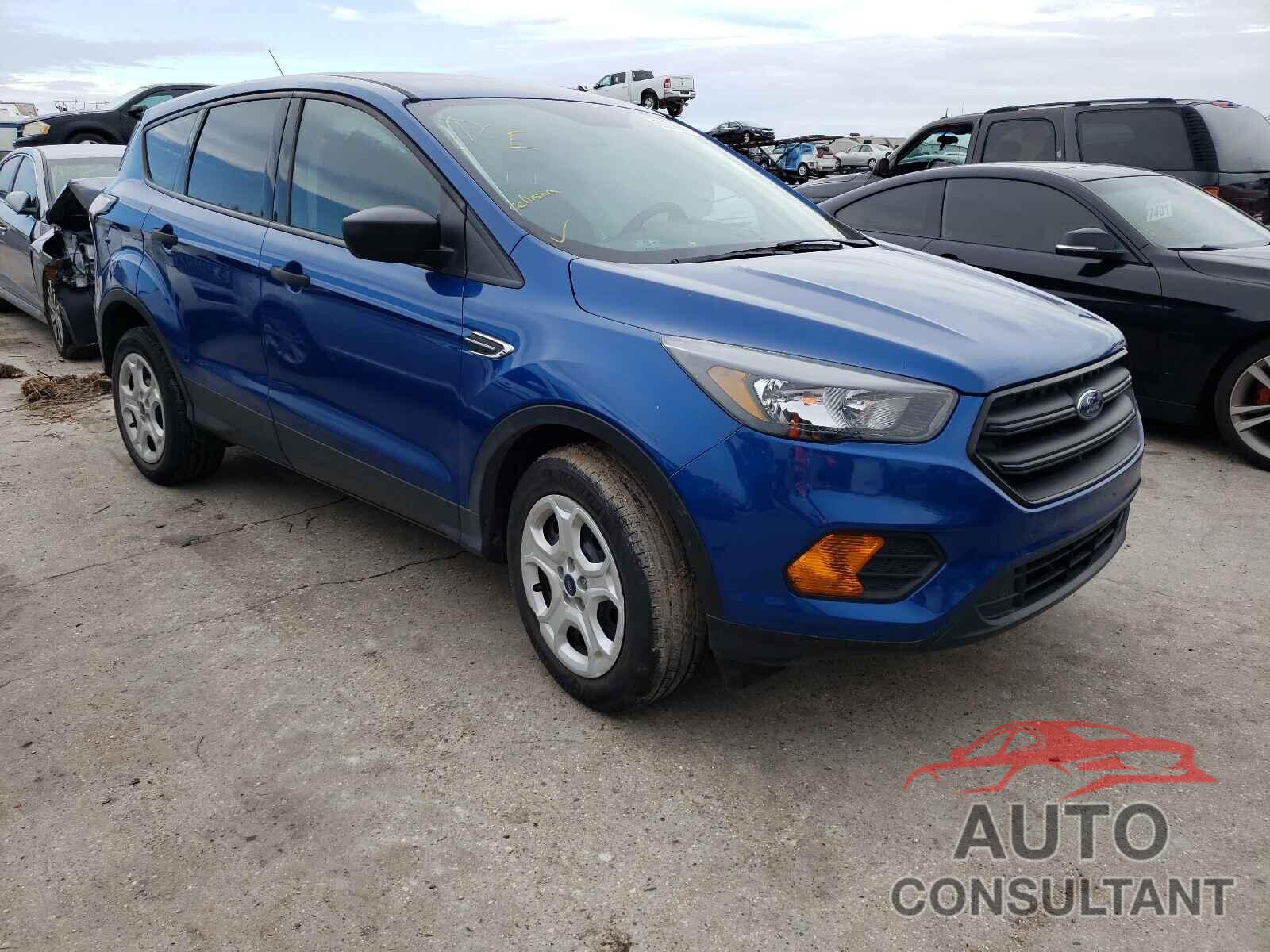 FORD ESCAPE 2018 - 1FMCU0F79JUD00275