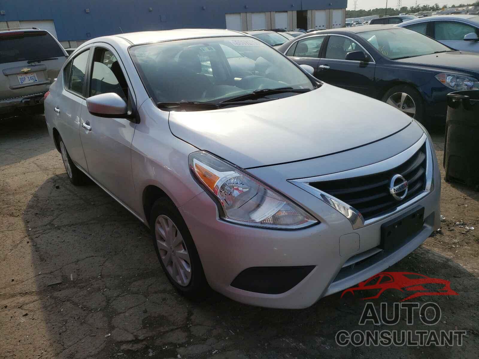NISSAN VERSA 2018 - 3N1CN7APXJL881672