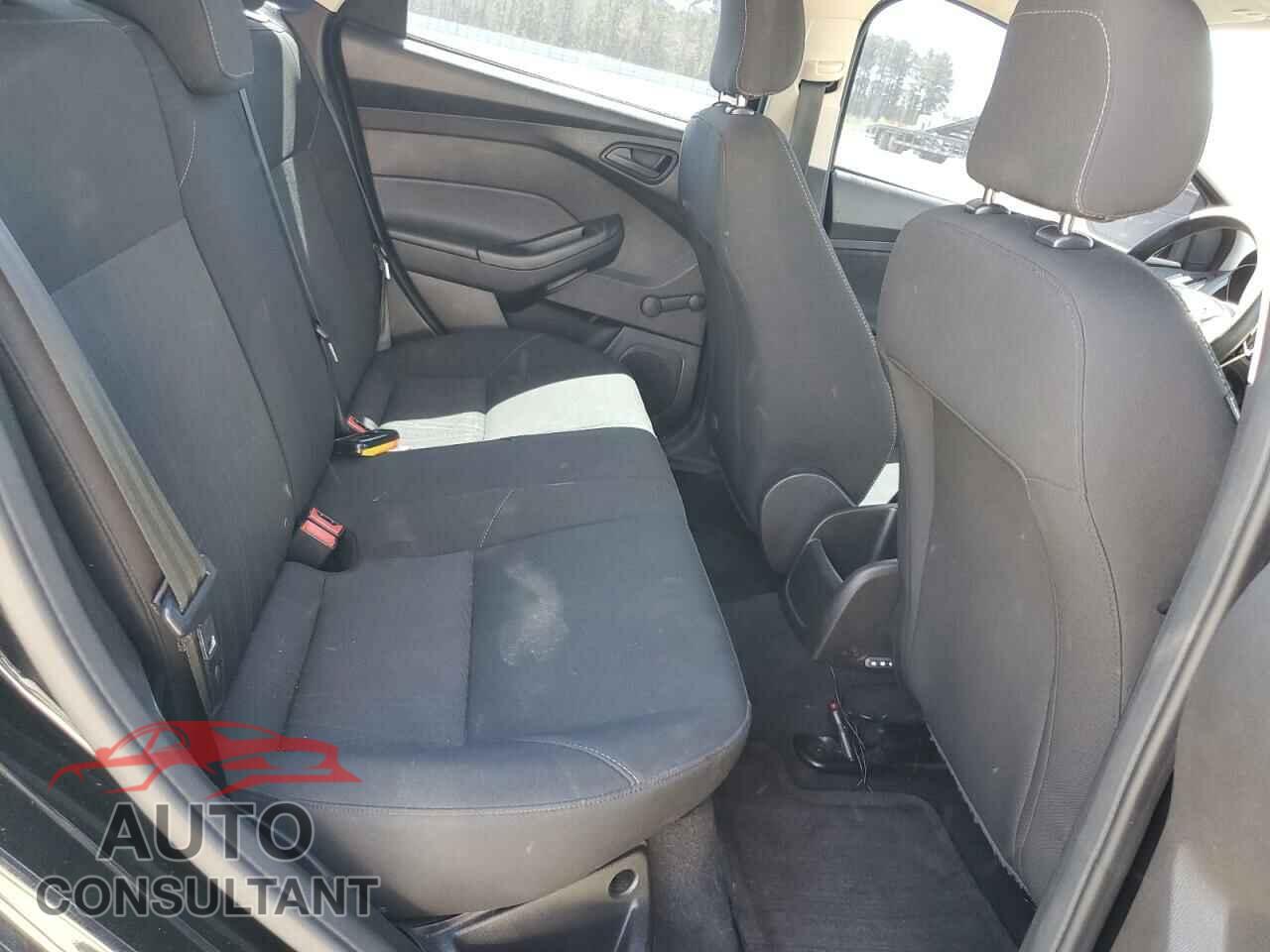 FORD FOCUS 2016 - 1FADP3E2XGL348816