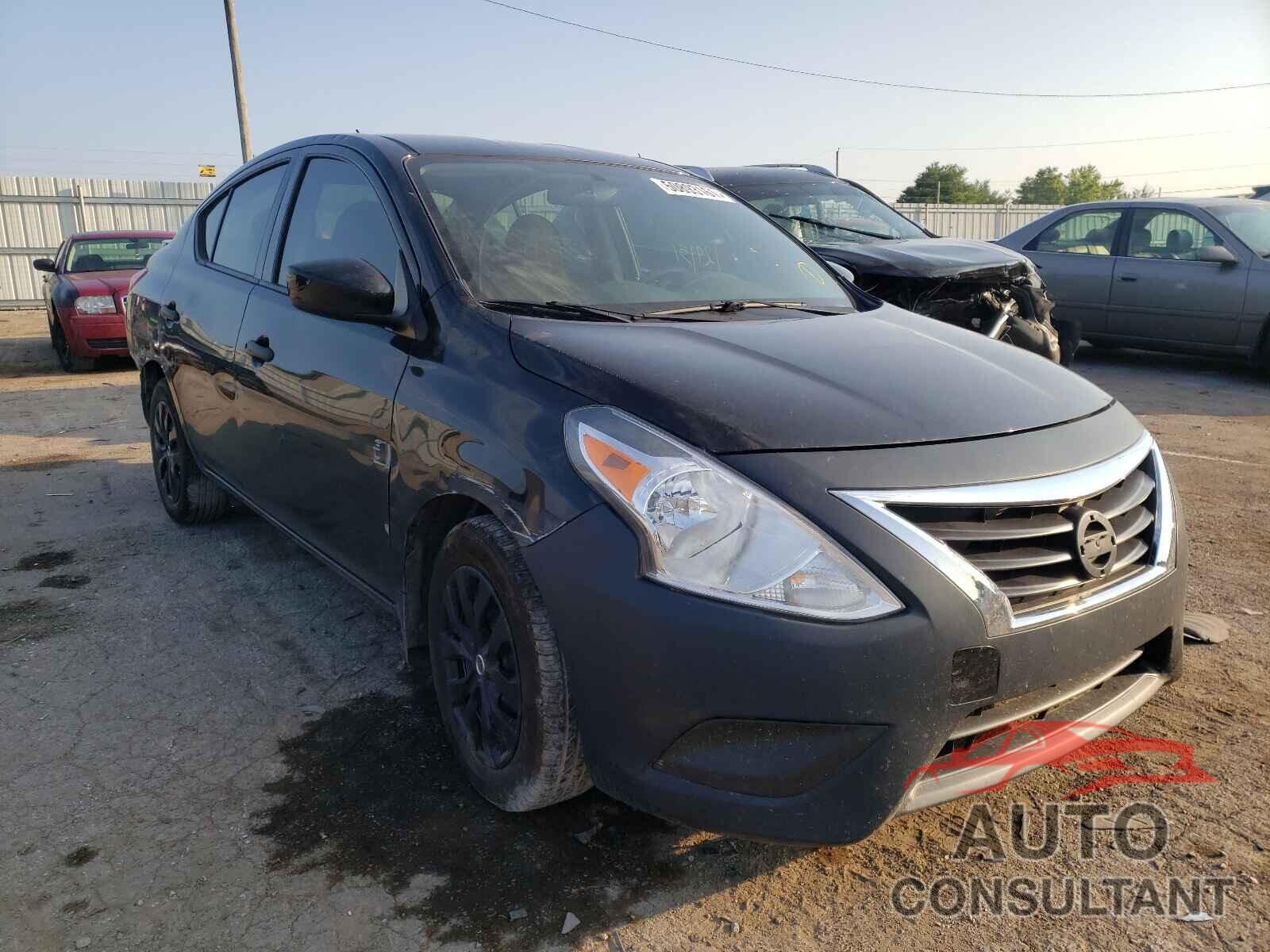 NISSAN VERSA 2017 - 3N1CN7AP3HL857482