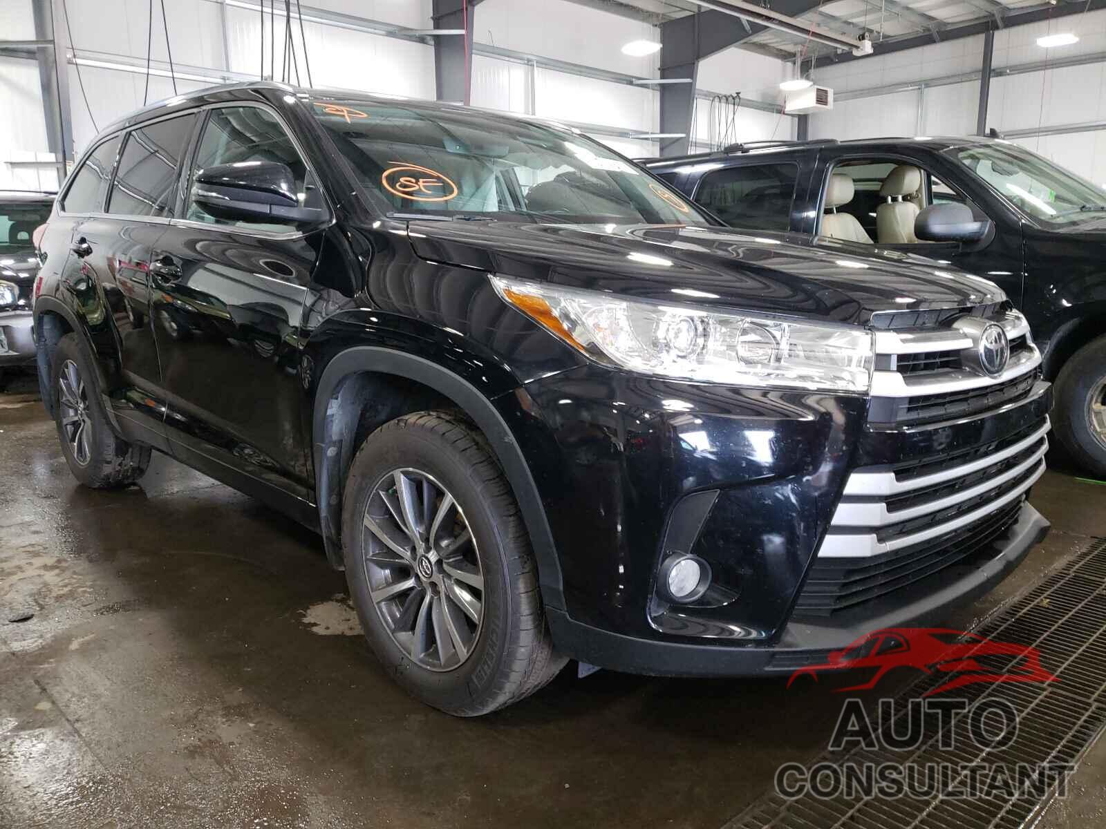 TOYOTA HIGHLANDER 2017 - 5TDJZRFH1HS510345