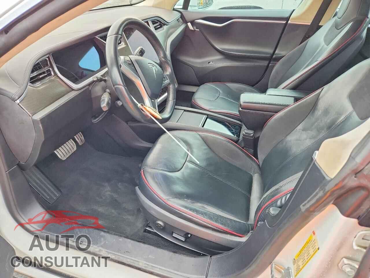 TESLA MODEL S 2013 - 5YJSA1CP6DFP05722