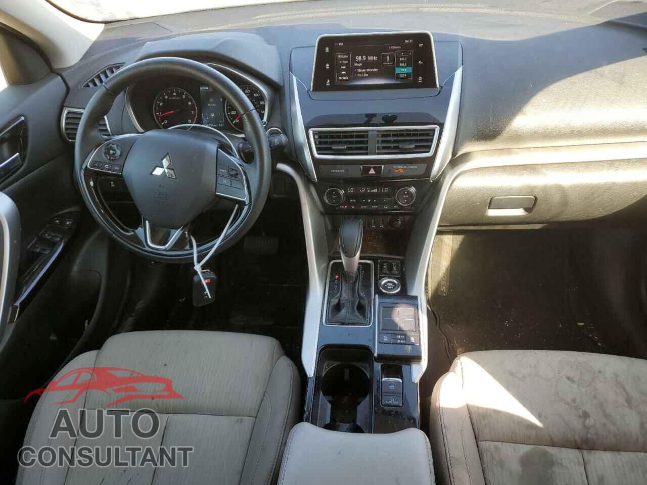 MITSUBISHI ECLIPSE 2018 - JA4AT5AA2JZ038059