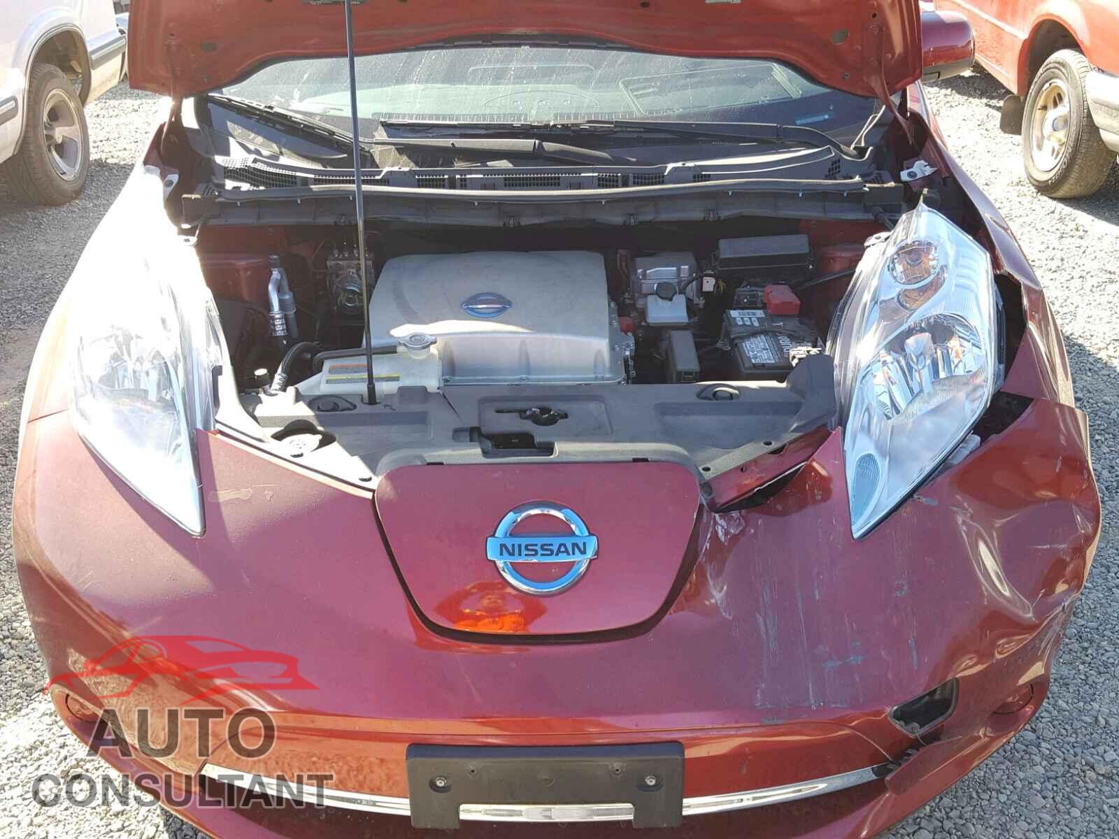 NISSAN LEAF 2015 - 1N4AZ0CP4FC307977