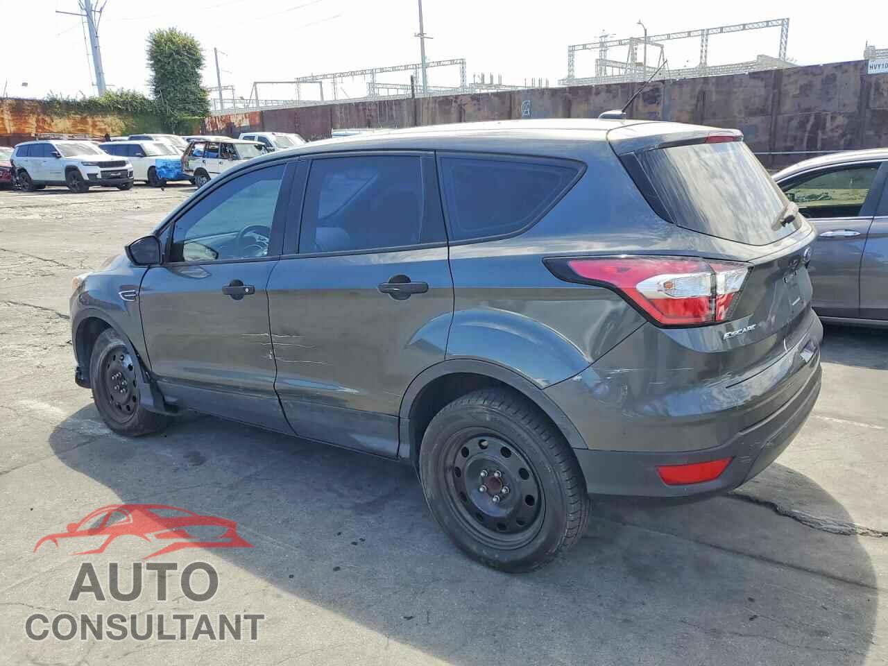 FORD ESCAPE 2017 - 1FMCU0F78HUC95869