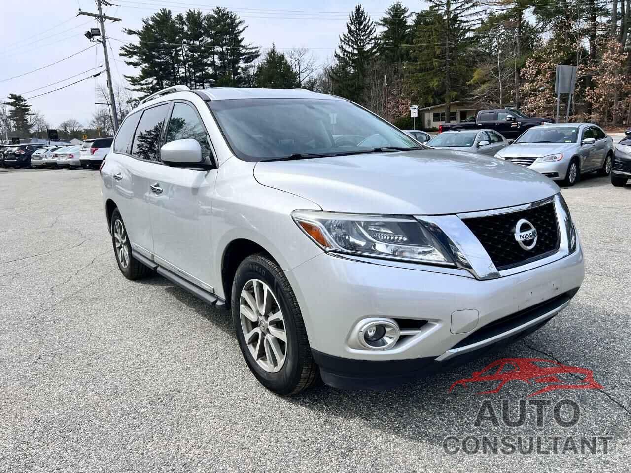 NISSAN PATHFINDER 2015 - 5N1AR2MMXFC627519