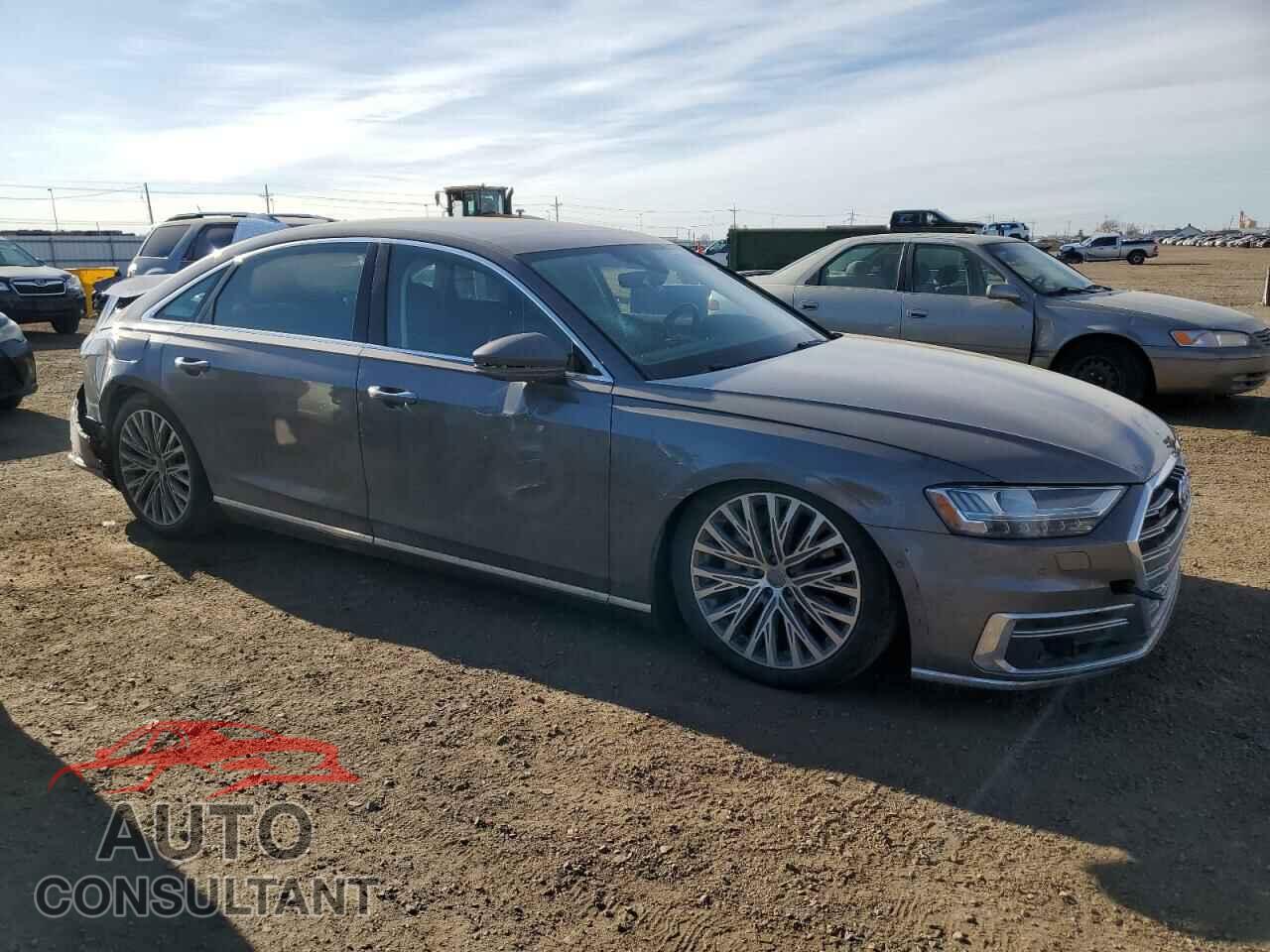 AUDI A8 2019 - WAU8DAF84KN008101