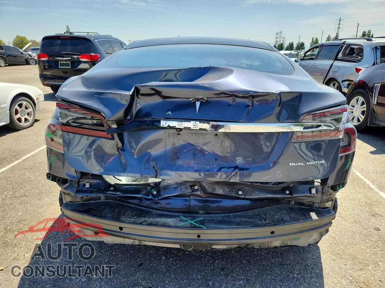 TESLA MODEL S 2020 - 5YJSA1E22LF401285