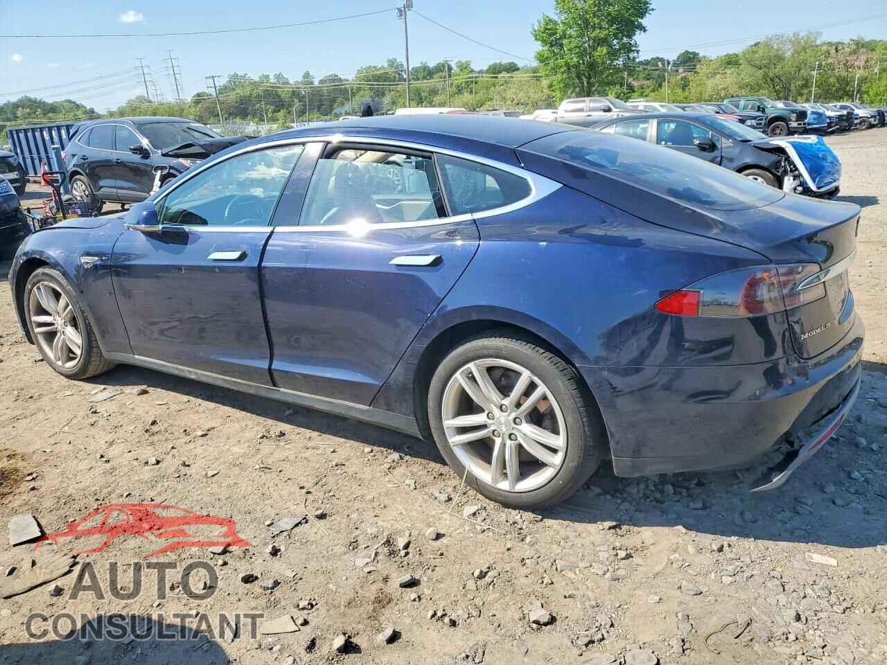 TESLA MODEL S 2014 - 5YJSA1H12EFP41588