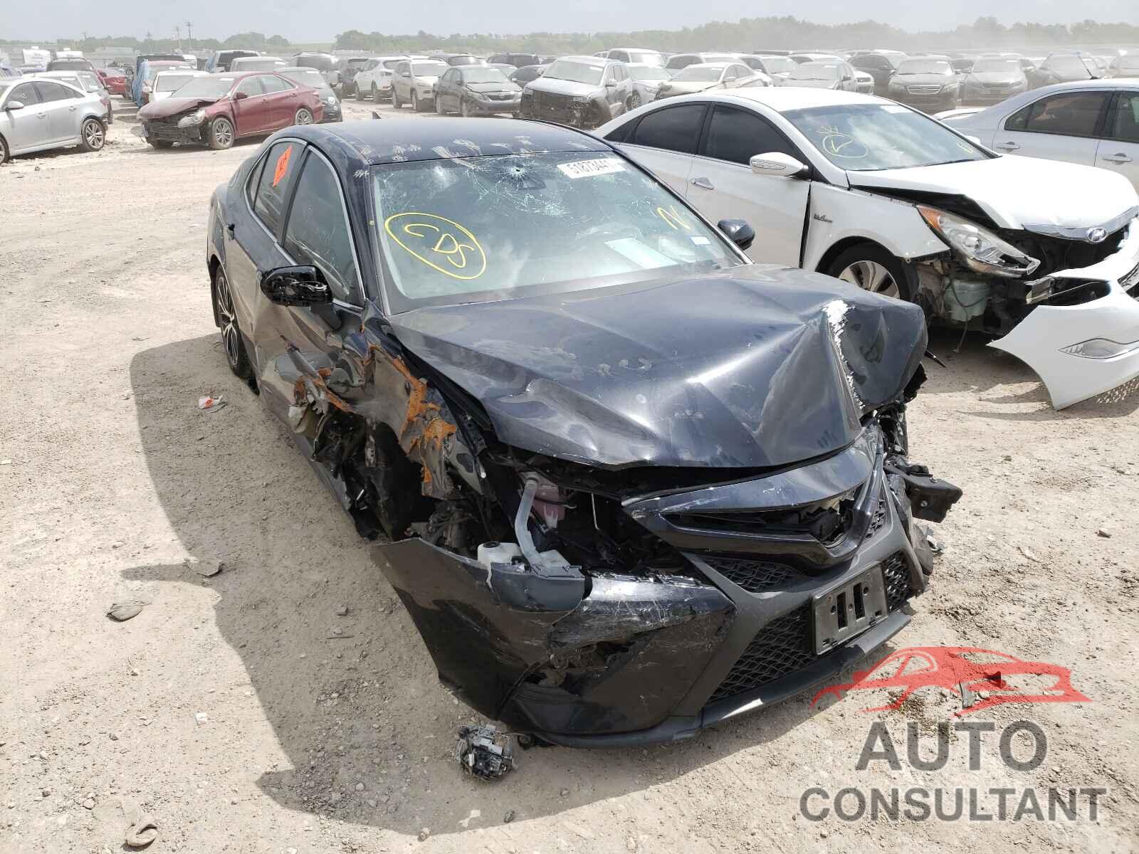 TOYOTA CAMRY 2019 - 4T1B11HK0KU851837