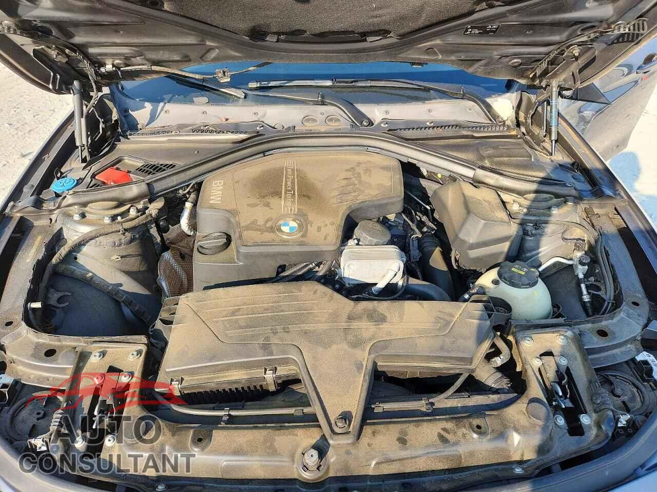 BMW 3 SERIES 2016 - WBA8E5G56GNU22111