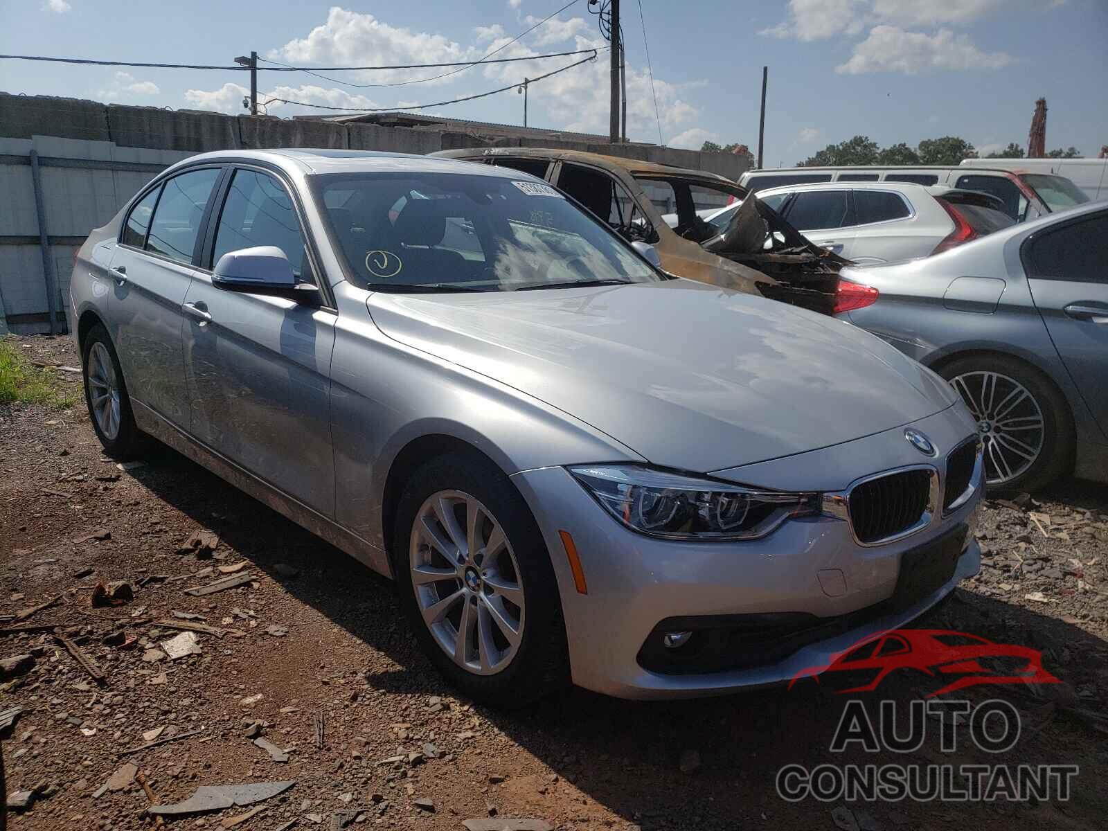 BMW 3 SERIES 2018 - WBA8E5G50JNU46332