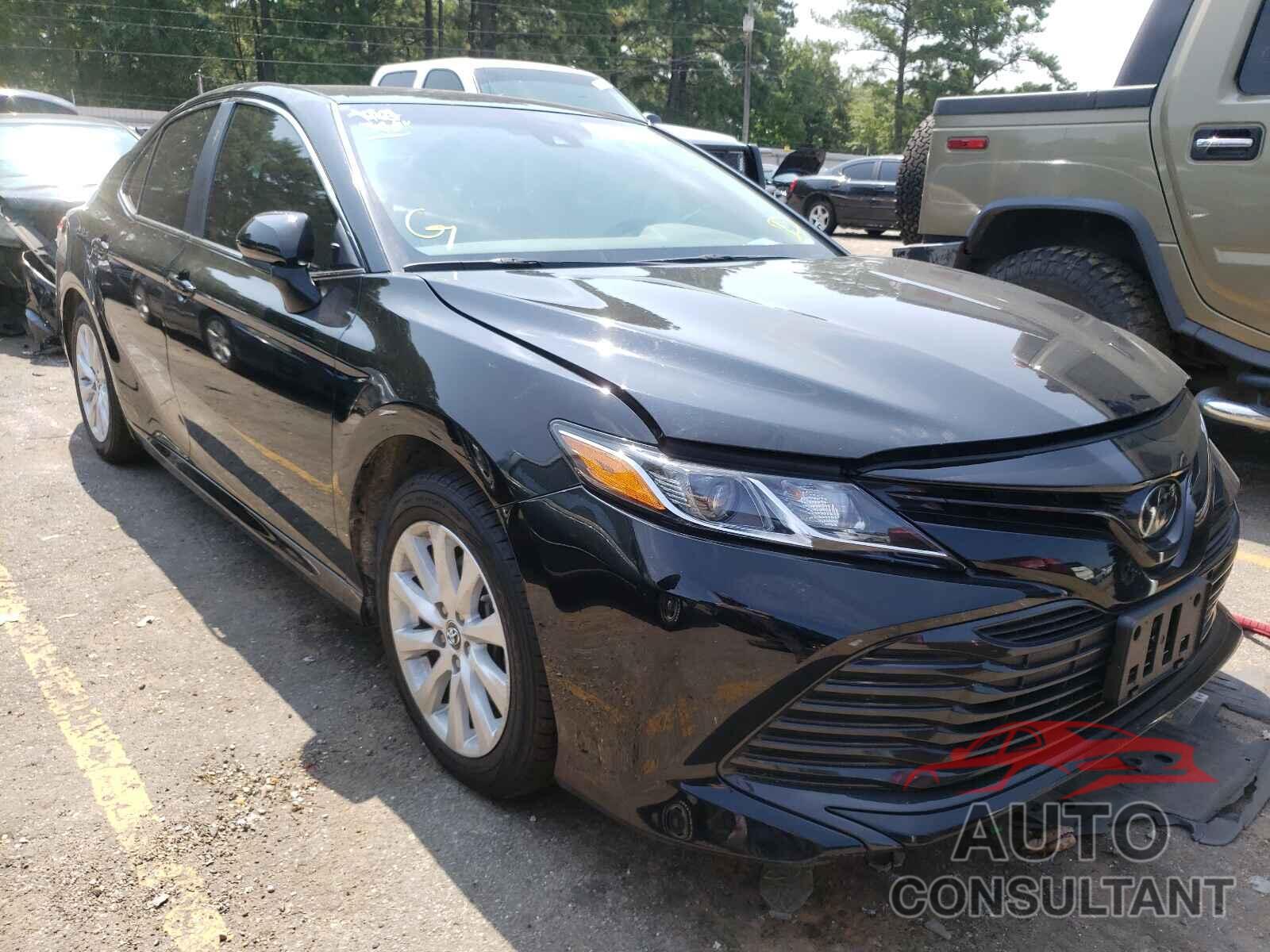 TOYOTA CAMRY 2018 - 4T1B11HK4JU619918