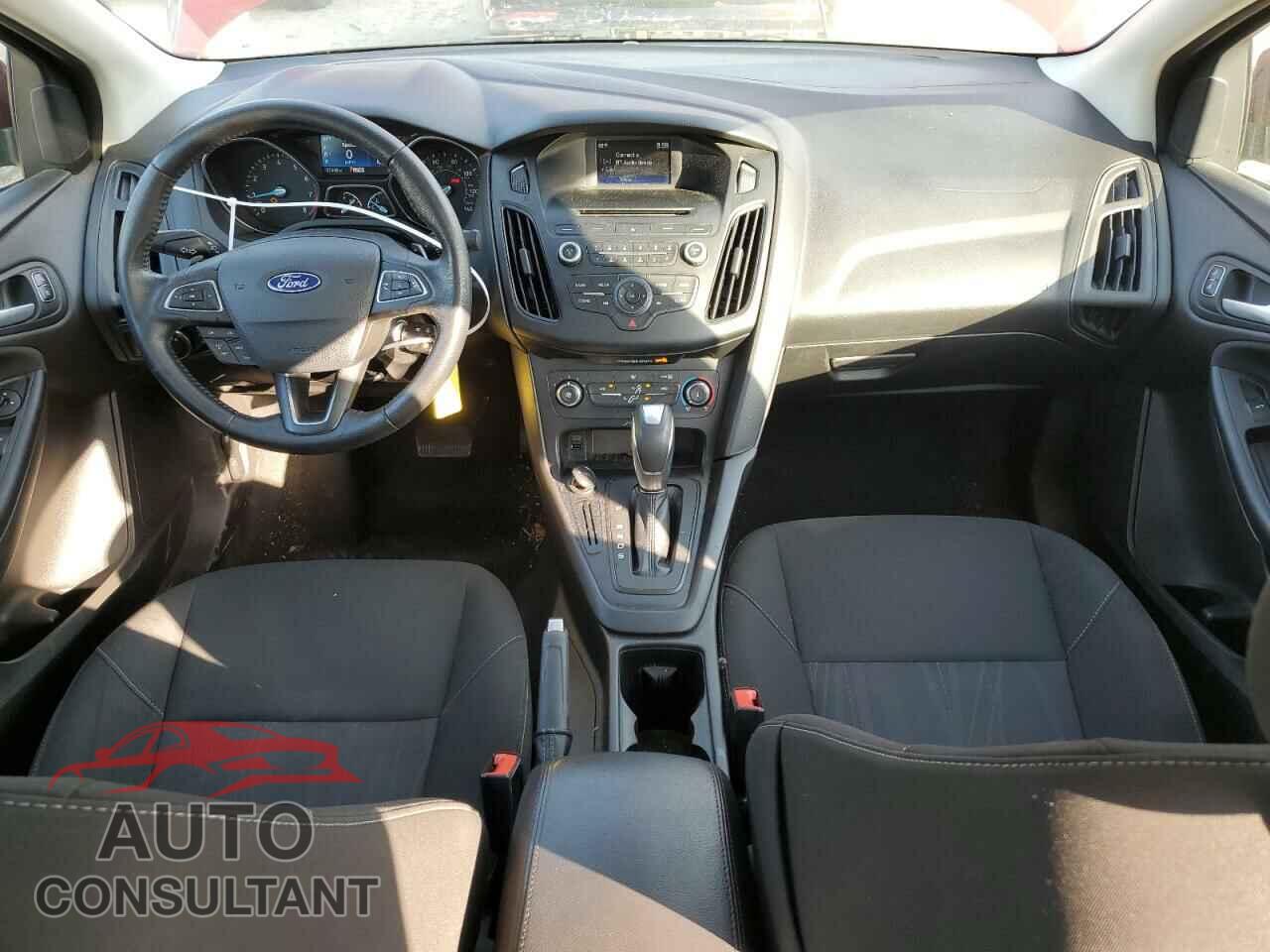 FORD FOCUS 2016 - 1FADP3F26GL287527