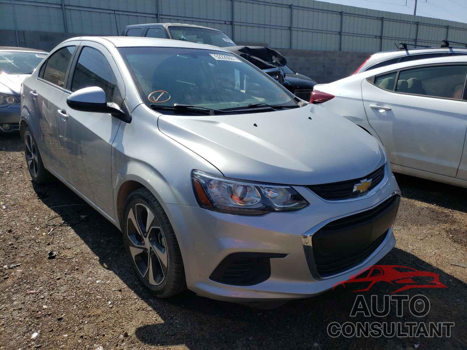 CHEVROLET SONIC 2017 - 1G1JF5SB6H4135589