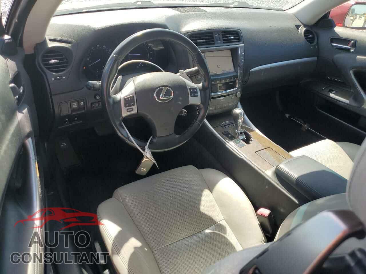 LEXUS IS 2012 - JTHFF2C29C2524305