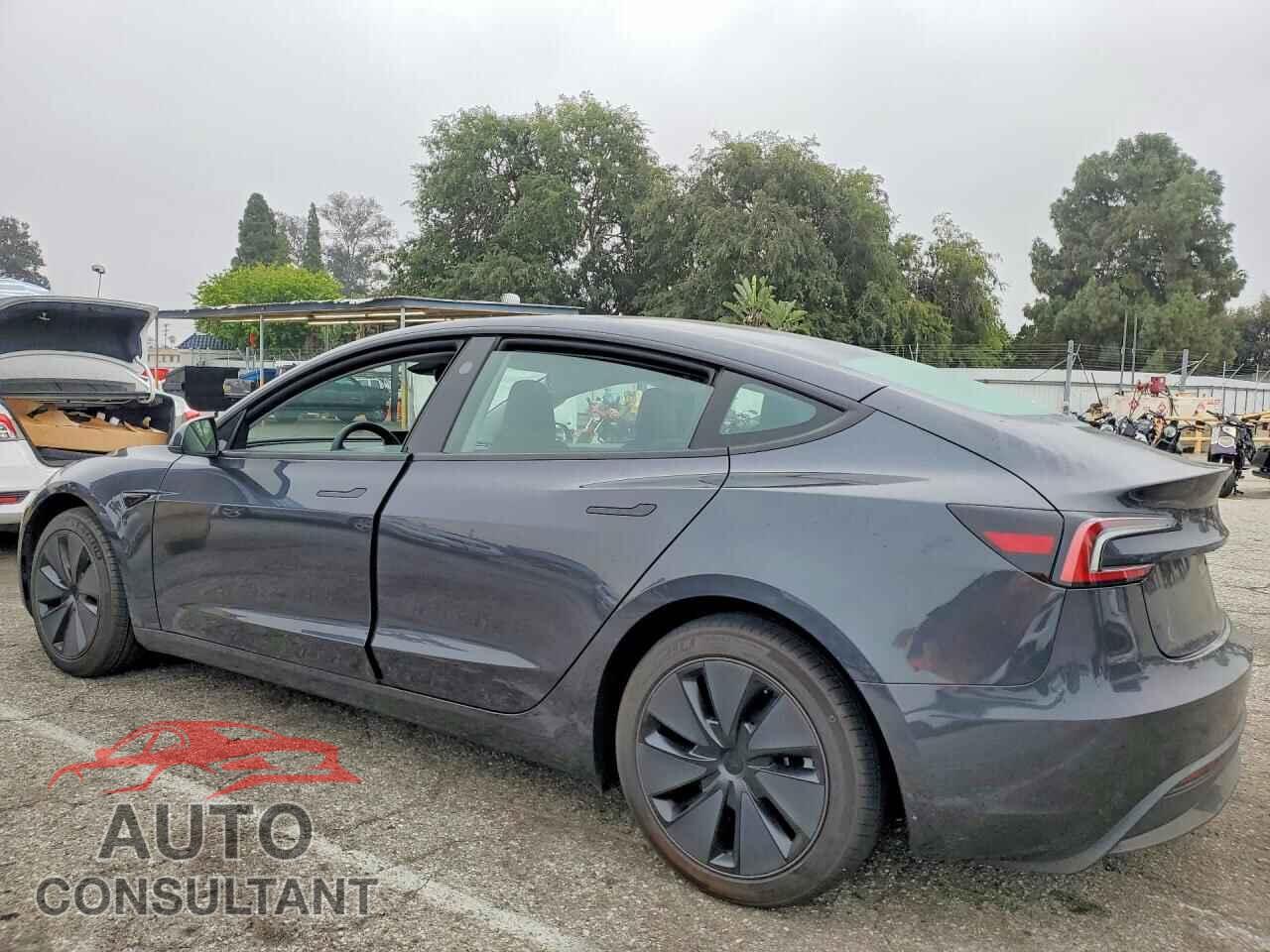 TESLA MODEL 3 2025 - 5YJ3E1EA9SF080635