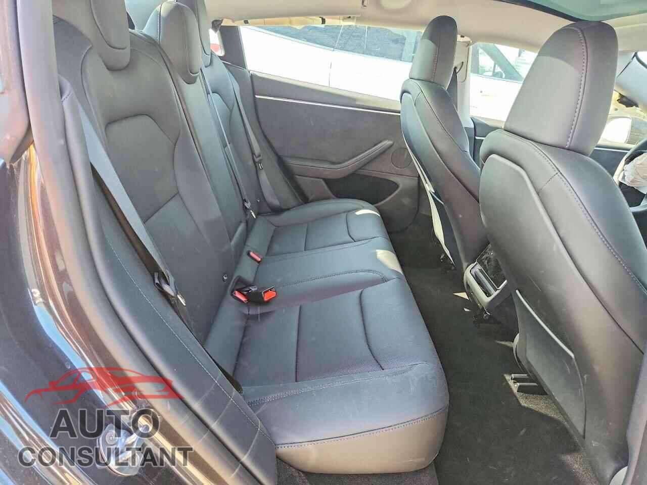 TESLA MODEL 3 2026 - 5YJ3E1EBXTF123647