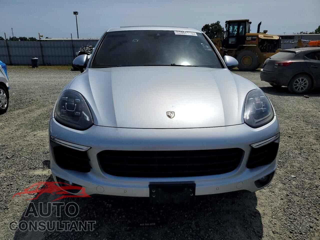 PORSCHE CAYENNE 2015 - WP1AB2A22FLA60118