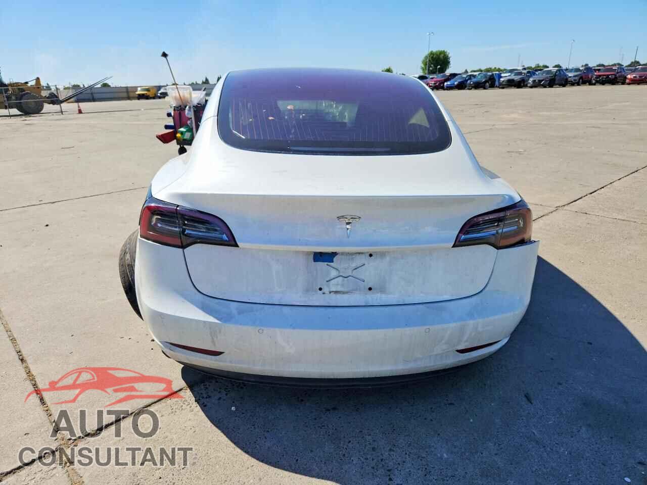 TESLA MODEL 3 2017 - 5YJ3E1EA3HF002134