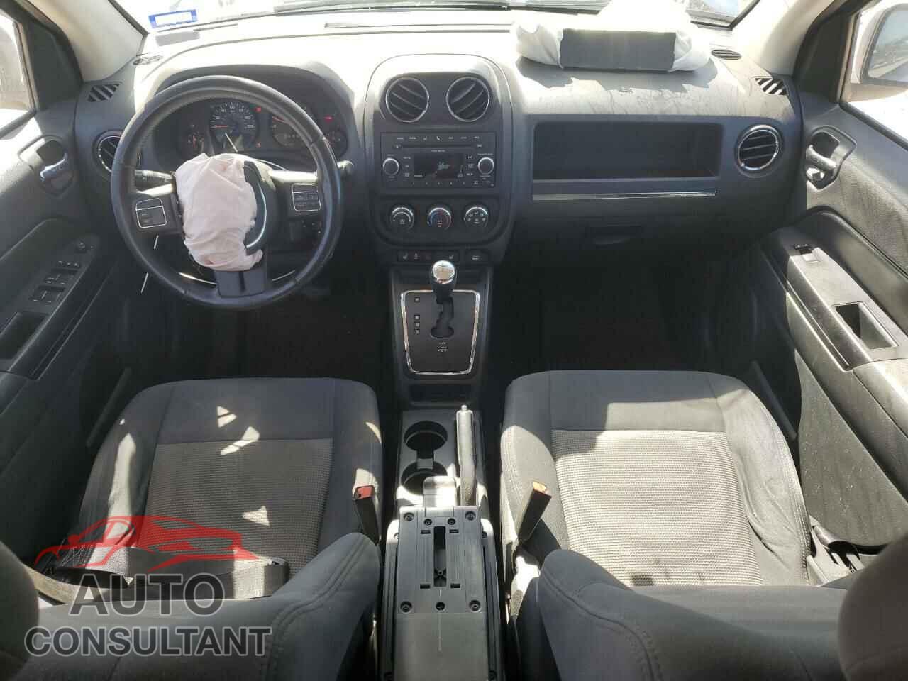 JEEP COMPASS 2011 - 1J4NT1FB5BD260783