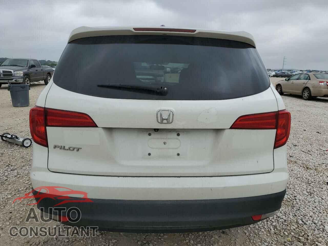 HONDA PILOT 2017 - 5FNYF5H54HB037967