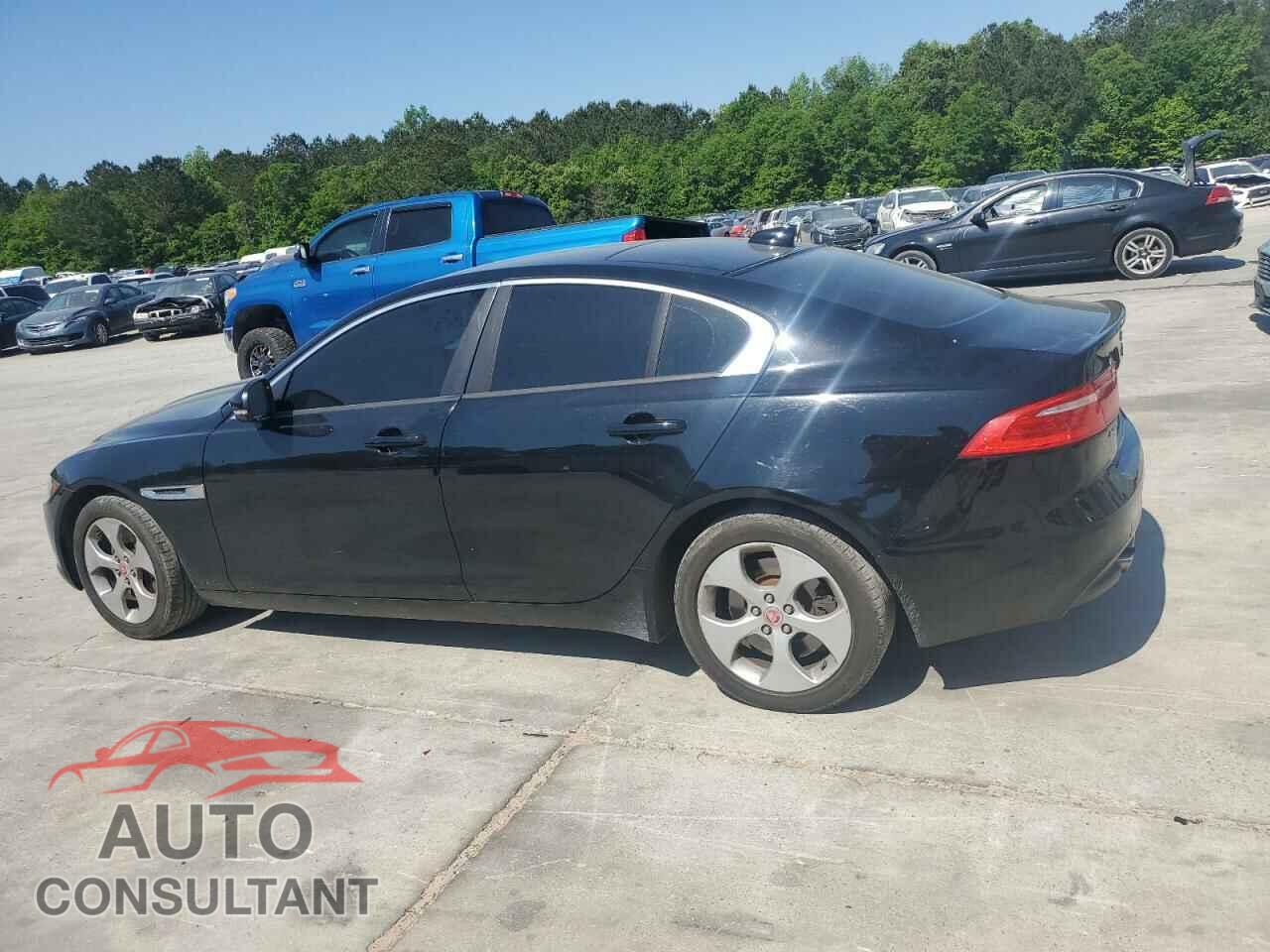 JAGUAR XE 2017 - SAJAR4BG5HA975211