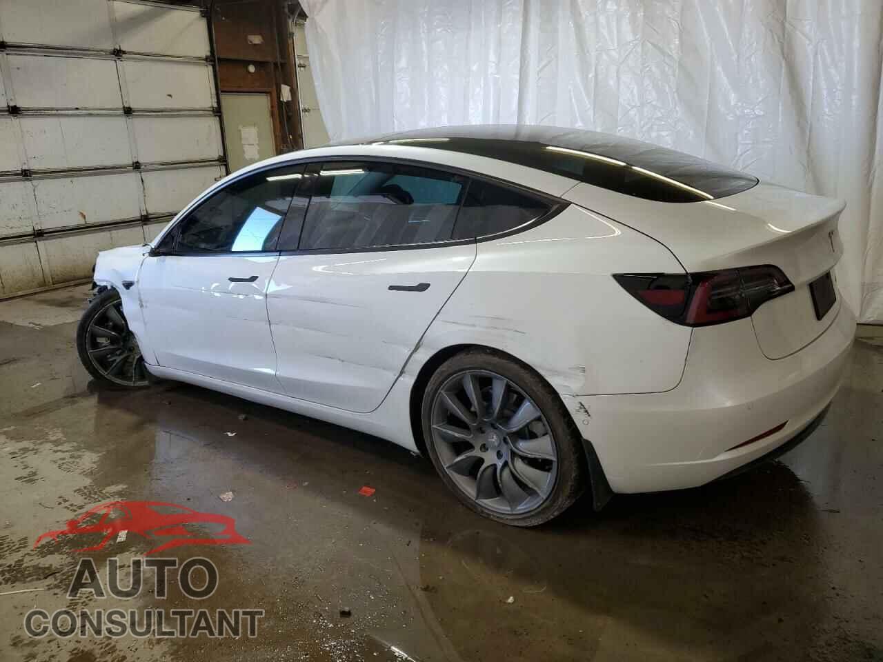 TESLA MODEL 3 2021 - 5YJ3E1EBXMF053875