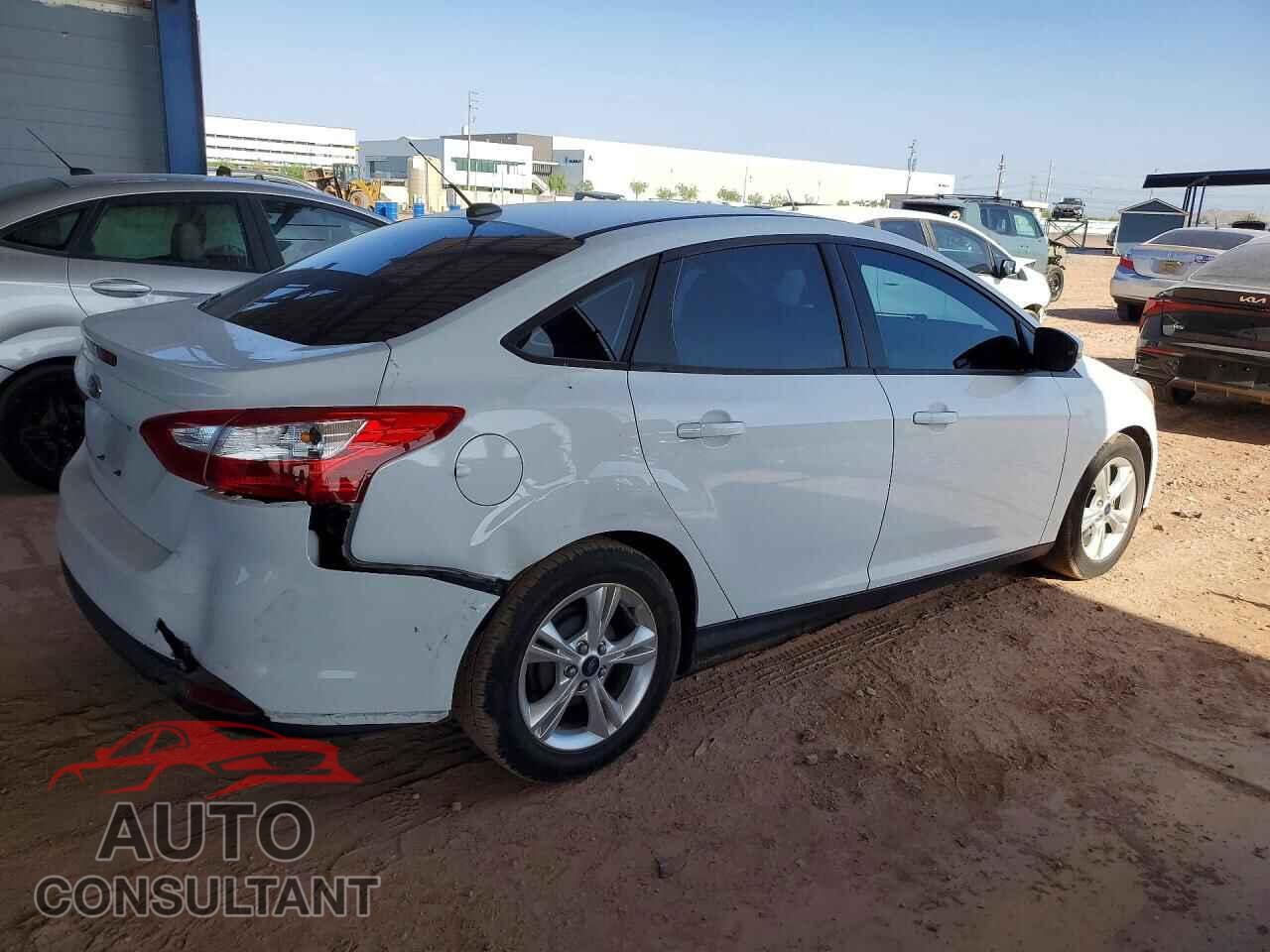 FORD FOCUS 2014 - 1FADP3F27EL407624