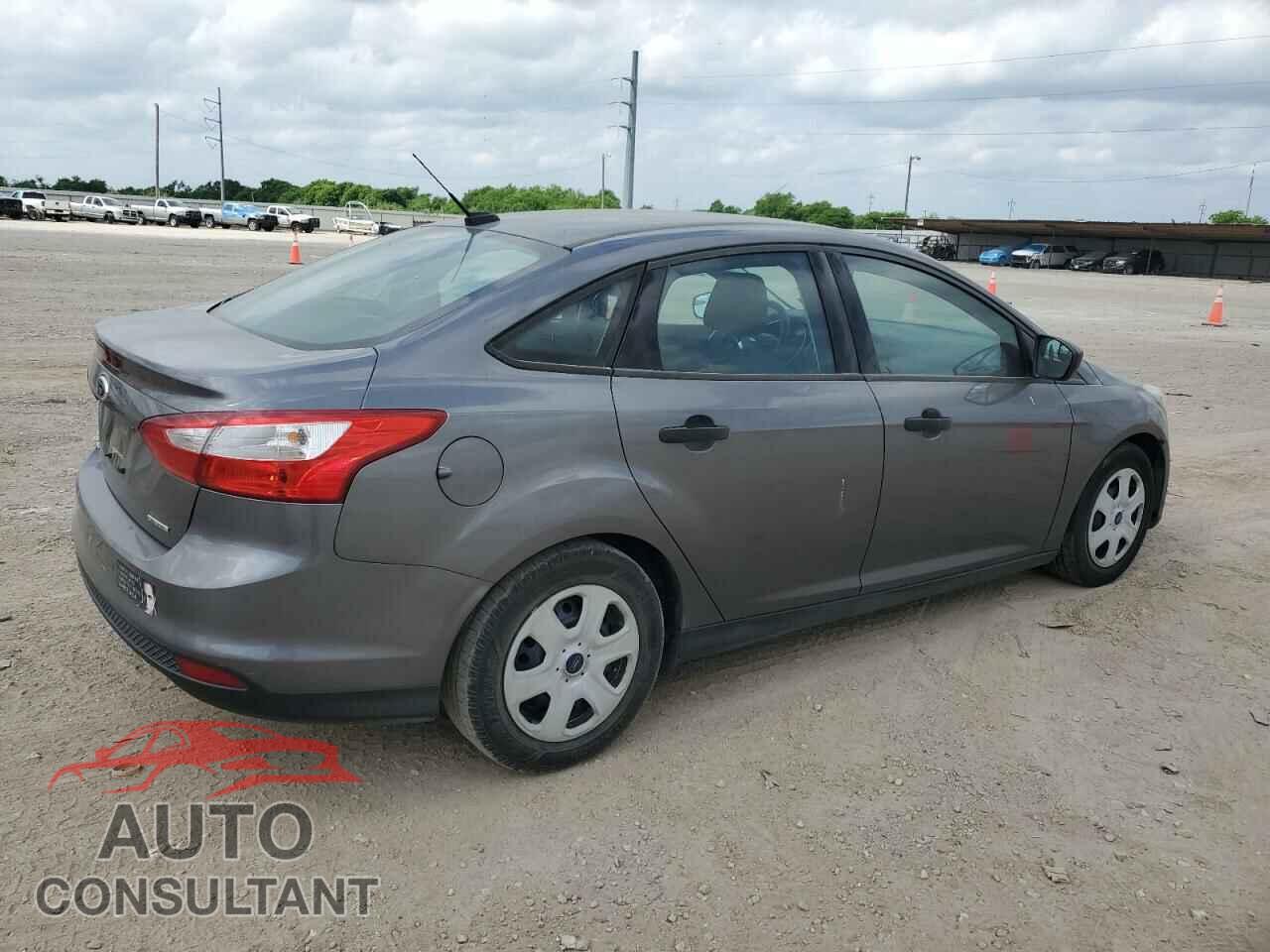 FORD FOCUS 2014 - 1FADP3E22EL452391