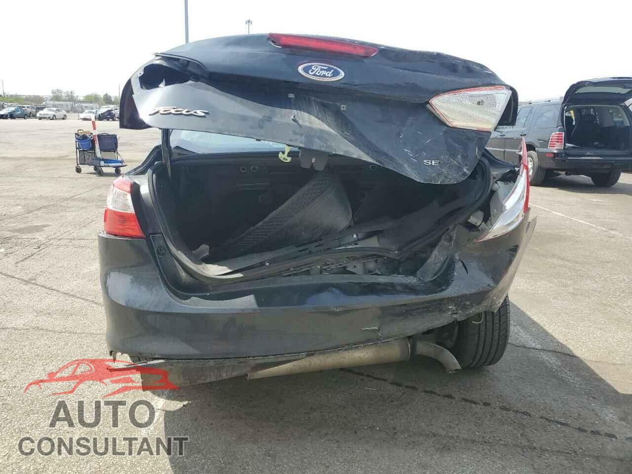 FORD FOCUS 2014 - 1FADP3F20EL300902