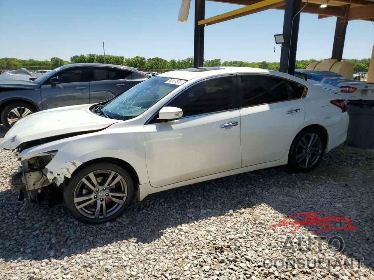 NISSAN ALTIMA 2018 - 1N4BL3AP4JC233155