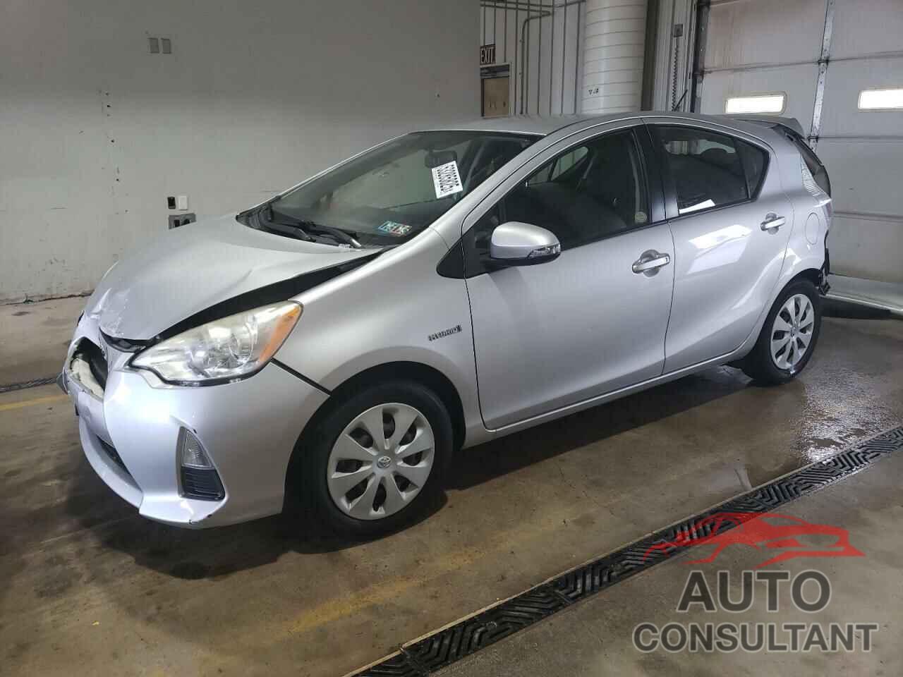 TOYOTA PRIUS 2013 - JTDKDTB33D1532638