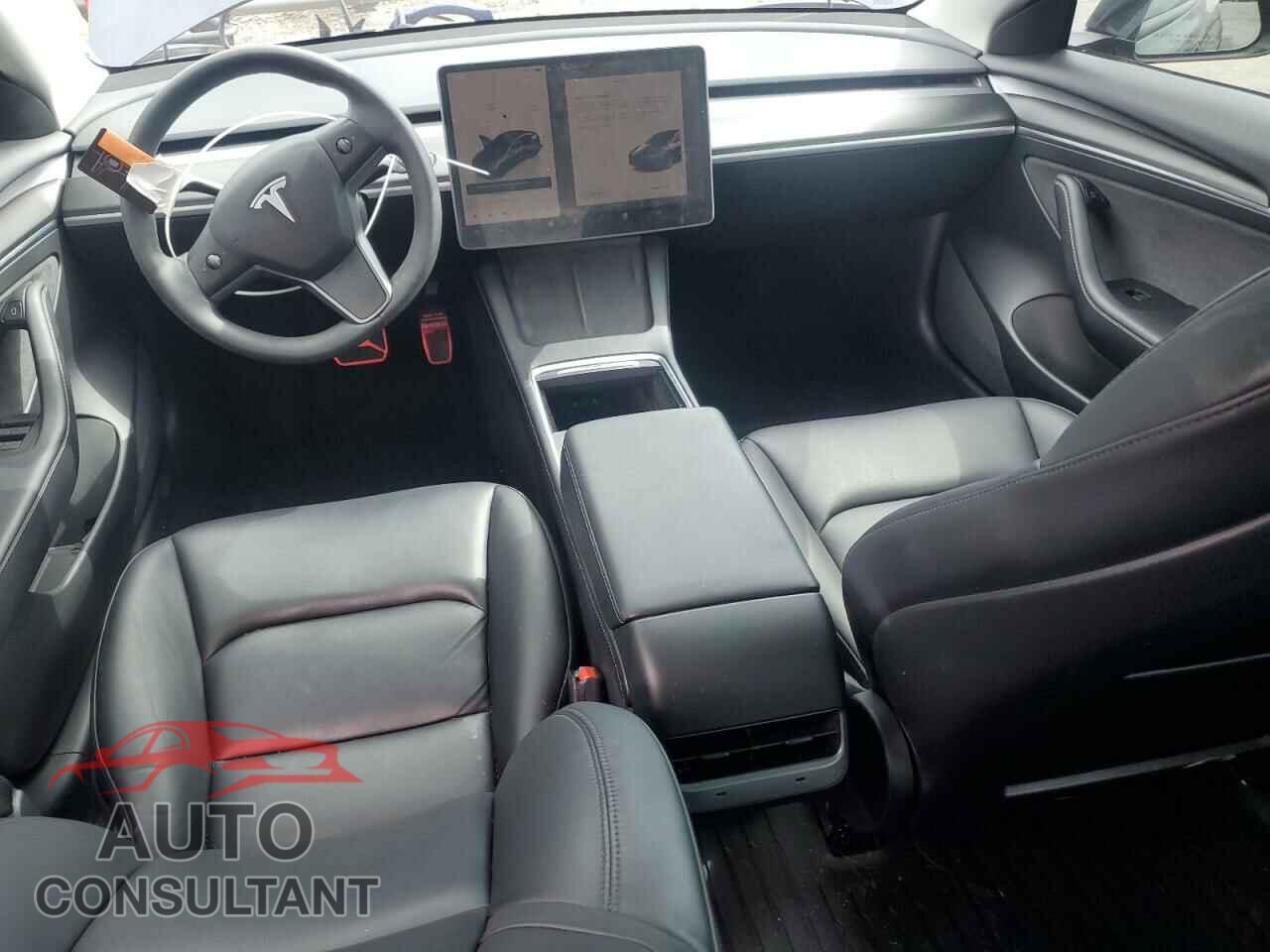 TESLA MODEL 3 2022 - 5YJ3E1EB0NF329143