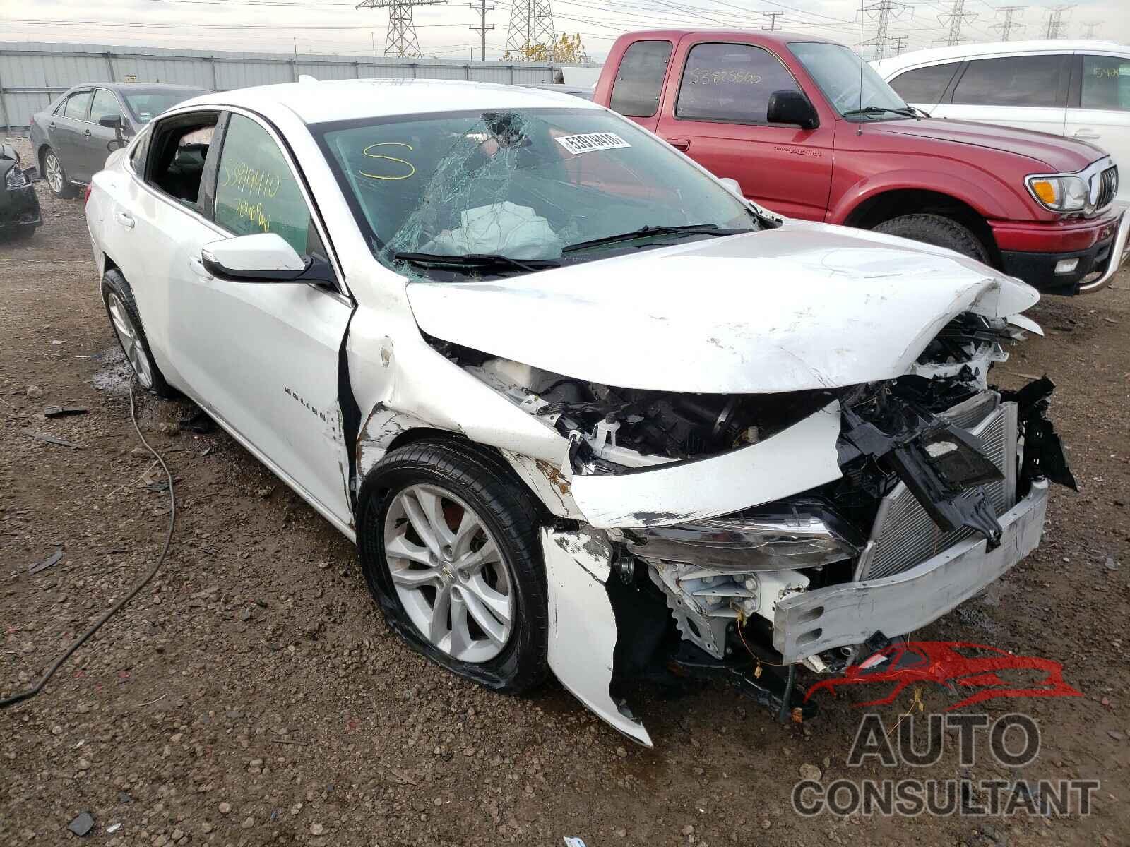 CHEVROLET MALIBU 2018 - 1G1ZD5ST8JF168539