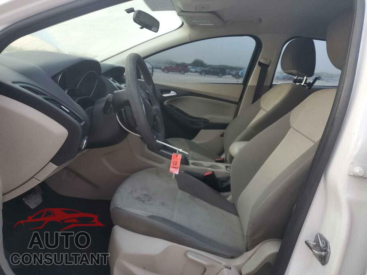 FORD FOCUS 2014 - 1FADP3F28EL412928